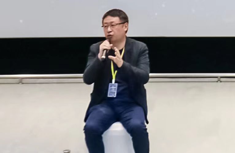 产业园区论坛_张炜.jpg